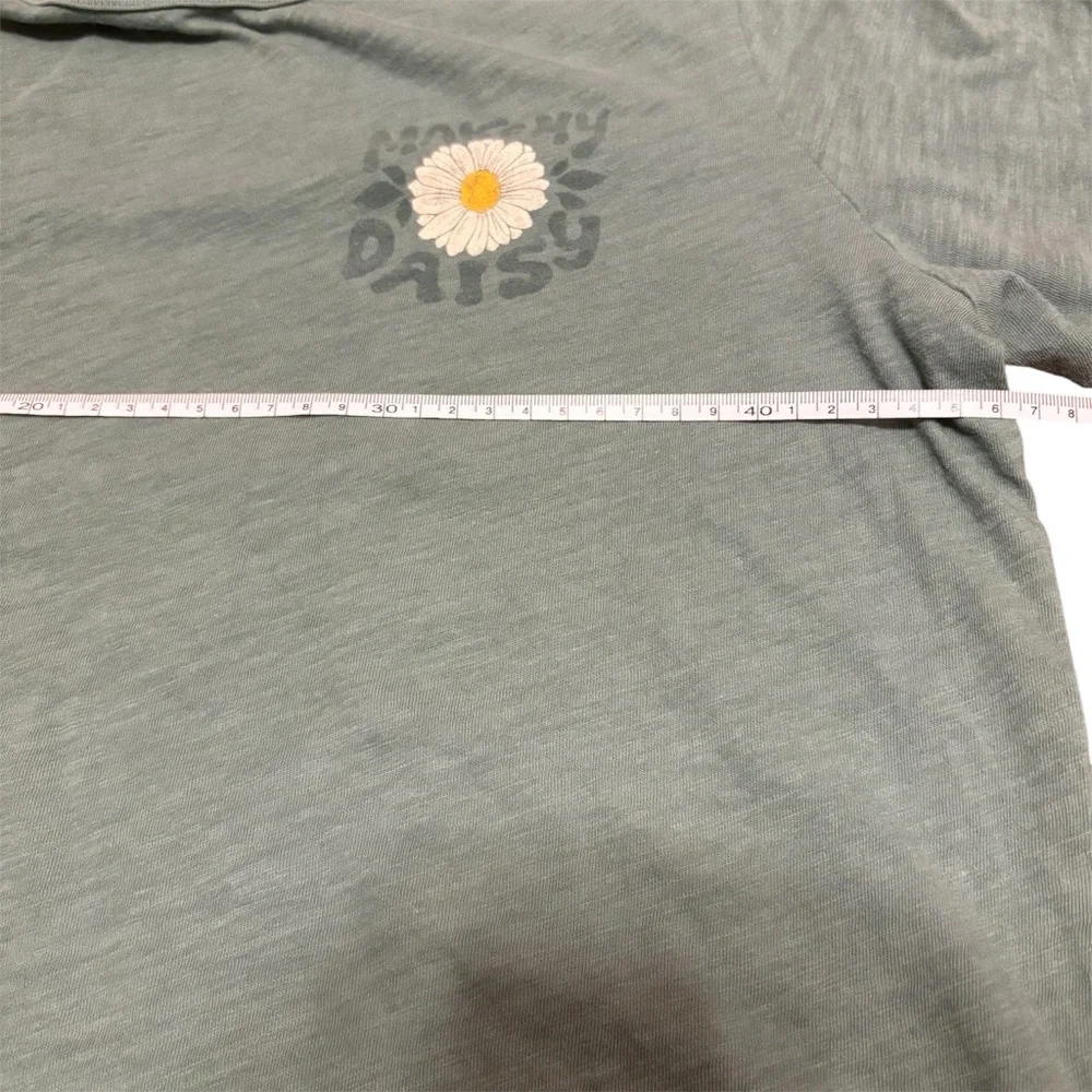 Old Navy Green Graphic T Shirt - Picture 5 of 7